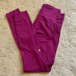 Lululemon- Fast and Free brushed fabric high rise size 8, fuchsia